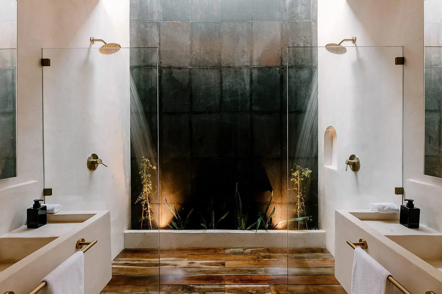 Villa Casa Arka - Palacial Sanctuary For Group Retreats Tulum Mexico